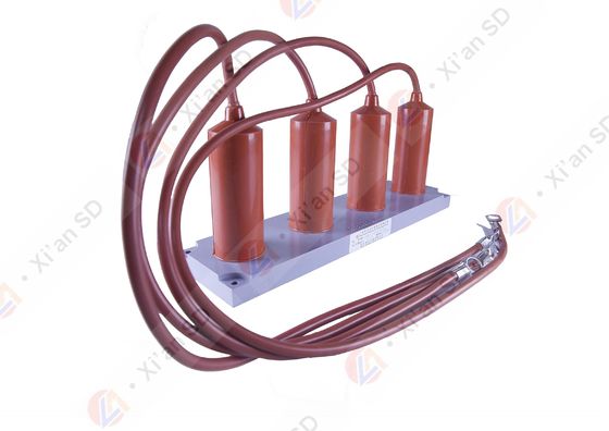 Kalite  10kV 3P Metal Oxide Surge Arrester In Substation fabrika